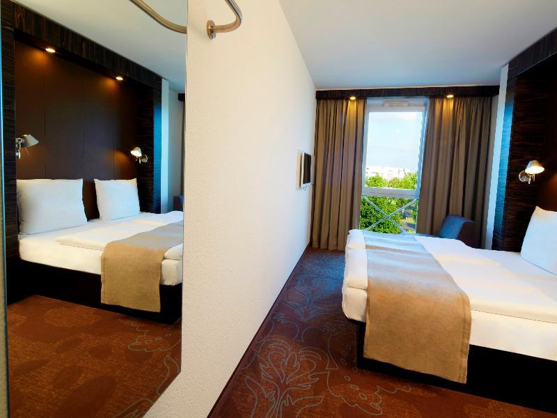B&B Hotel Schweinfurt-Sued Экстерьер фото